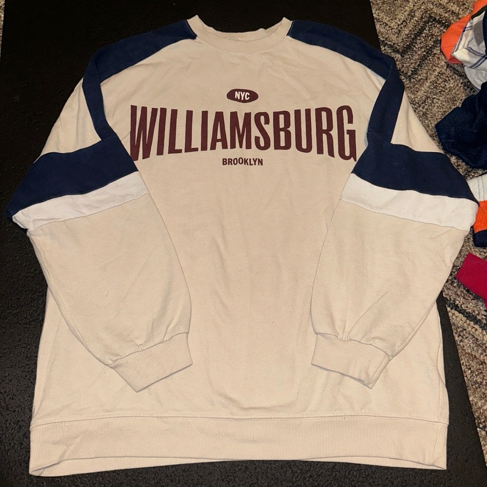 williamsburg brooklyn crewneck sweatshirt nyc H&m size women's small beige